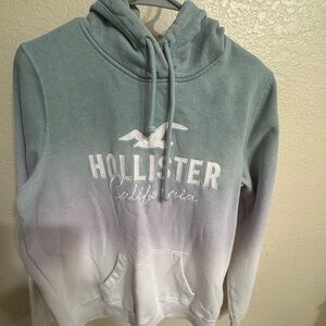 Hollister Green and White Sweater Casual Crew Neck
